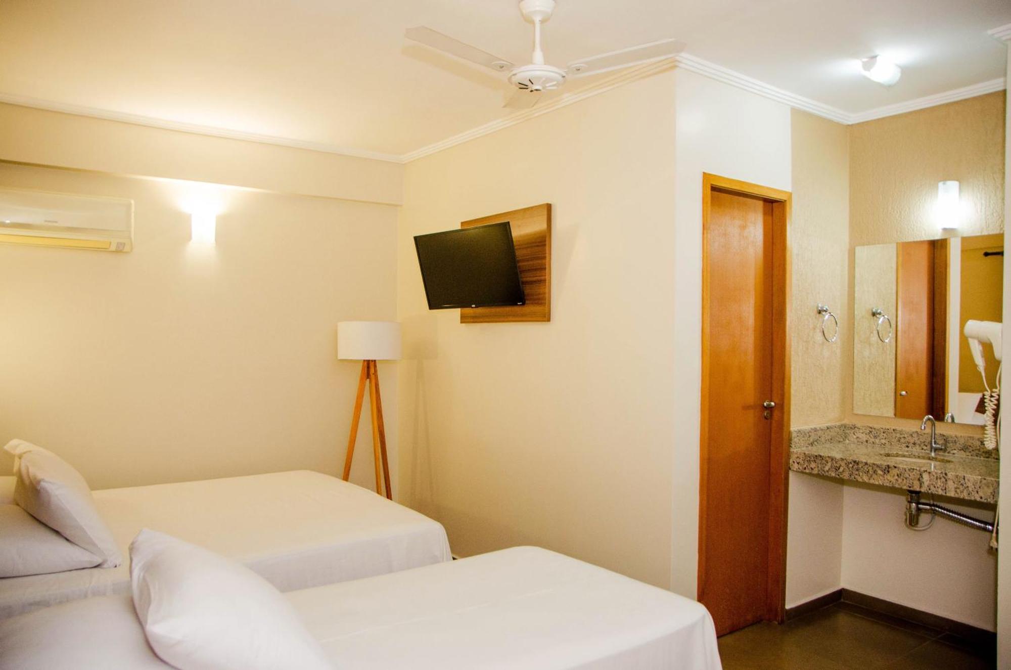 Hotel Ze Maria Pouso Alegre Ngoại thất bức ảnh